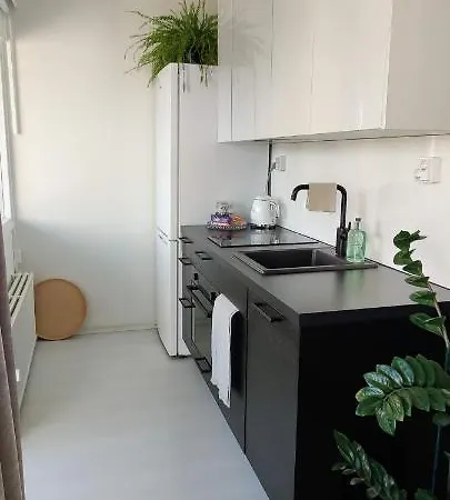 Modern Studio, Location And Free Parking Apartment *